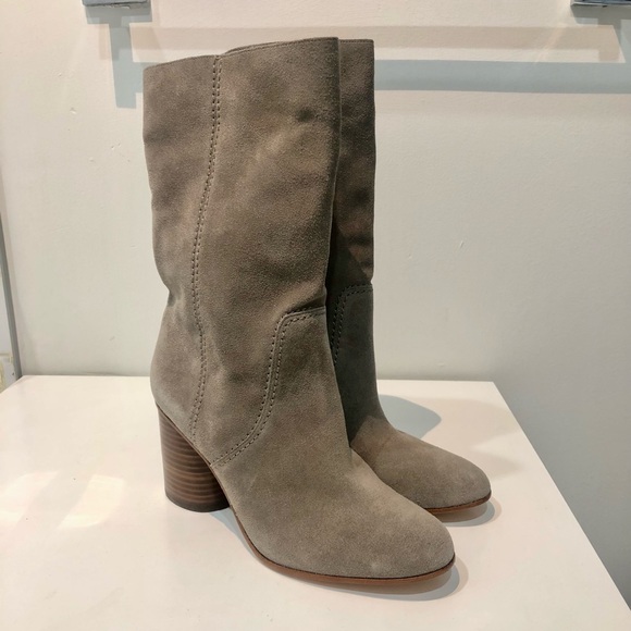 Coach: Women’s Suede Heeled Calf Boot Size: 7 - Picture 4 of 9